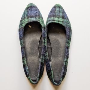 Old Navy Ballet Flats Green and Blue Plaid Size 8